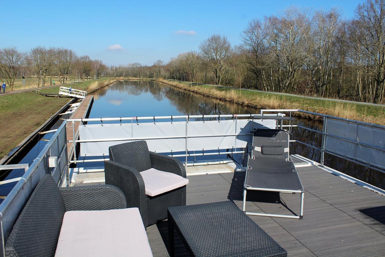 Hausboot In Bad Bederkesa Hotel Exterior photo